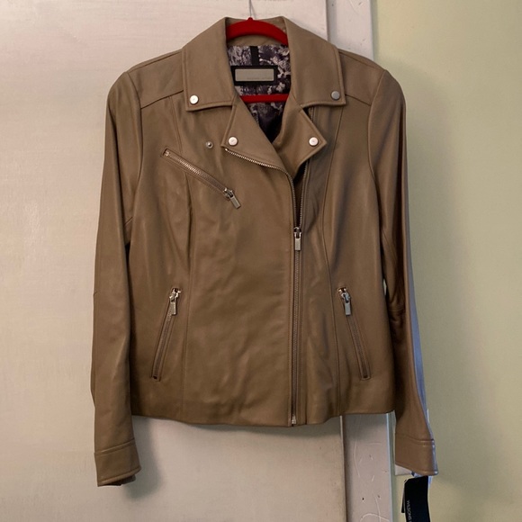 Wilson’s 💯Genuine Taupe Leather Moto Gorgeous Lining Logo Jacket New With Tags